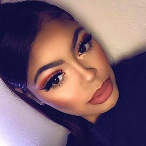 Meet your Posher, Maricela